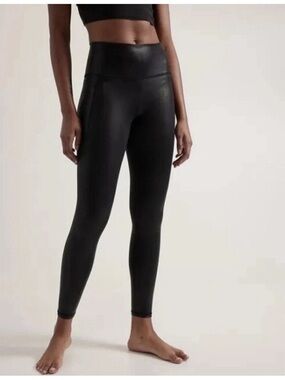 Athleta leggings Salutation stash shine S black tights yoga high waist